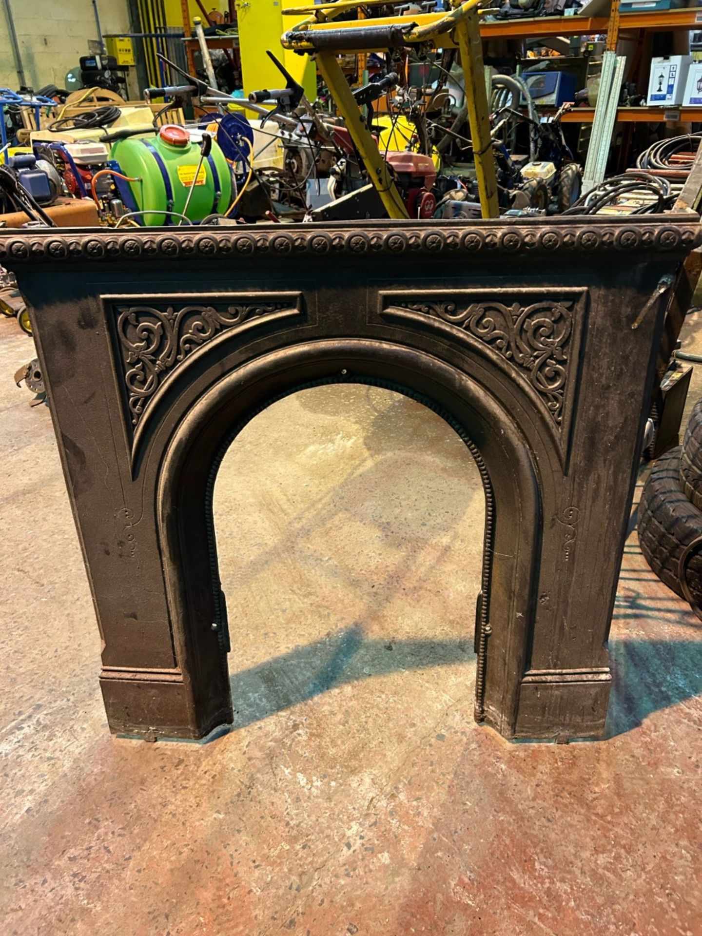 Cast iron fire place good condition