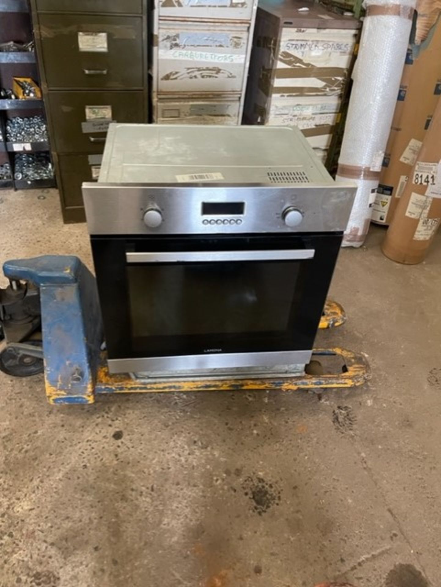 Ovens 5 no commercial straight out if care home very clean ready to fit and use you are bidding - Image 6 of 6