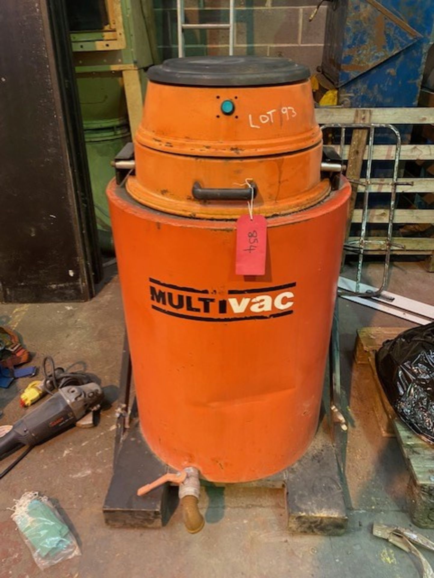 Multivac - oil vacuum