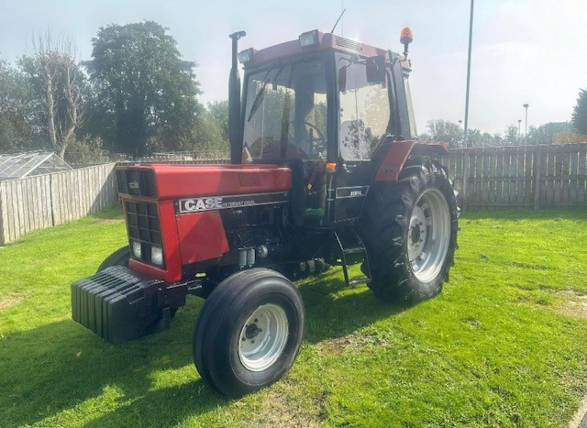 Case 856XL 2wd Tractor , Rear Change Over model, Genuine 4875 hours , Starts first turn, drives well - Bild 5 aus 16
