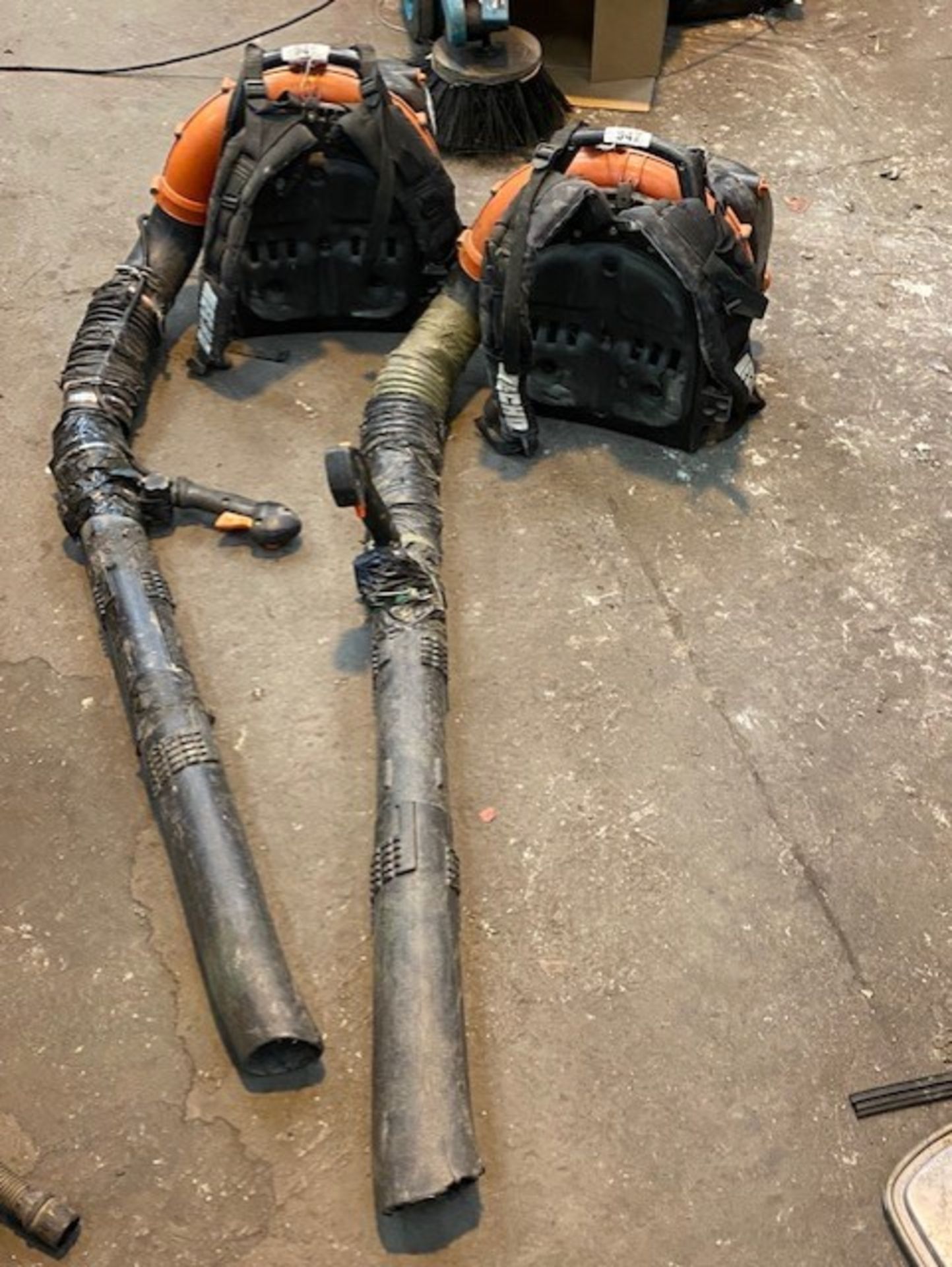 Echo PB-770 Backpack Blower x 2, runners but need work - Image 3 of 3