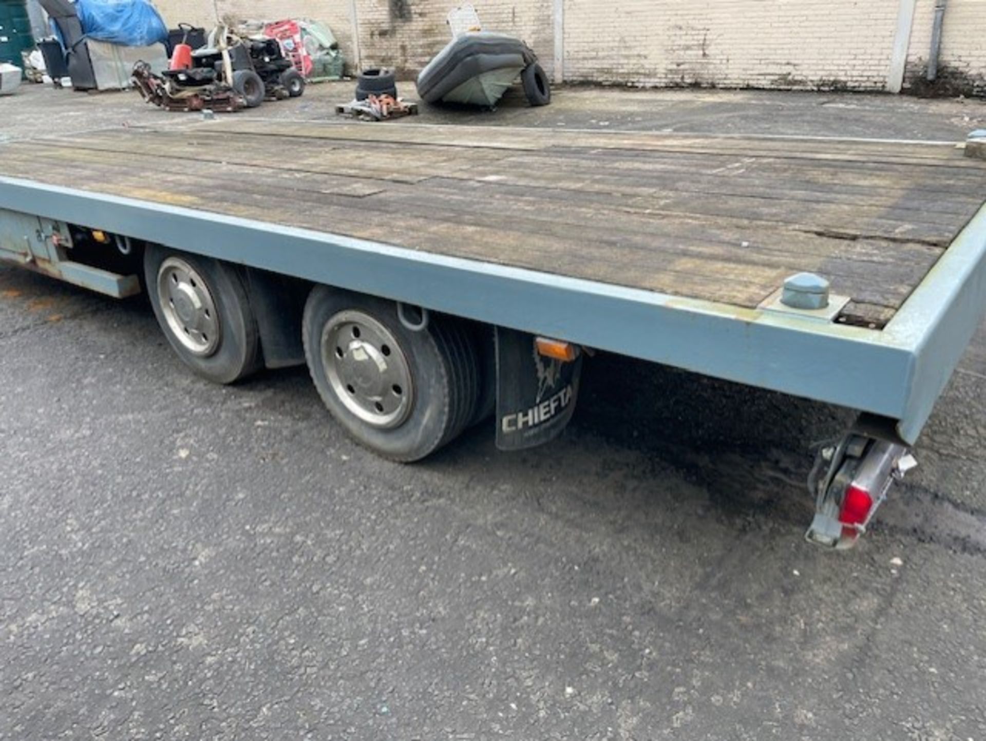 Trailer draw bar from lorry in ok condition will require some work but pulls along ok been stood 6