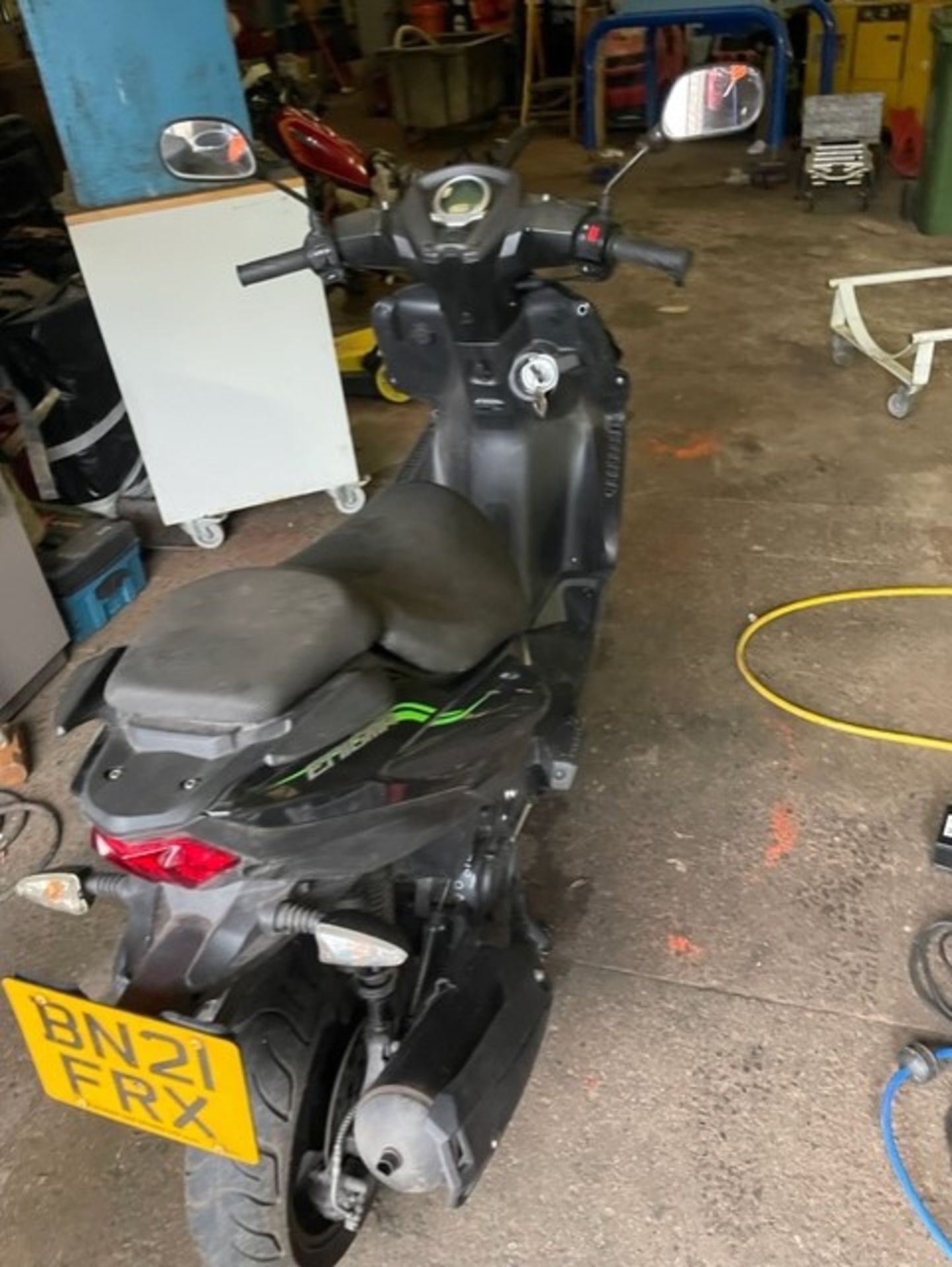 Leximotor 125 scooter it is a crash repair and it’s on a 21 model so still has some test runs as per - Image 3 of 7
