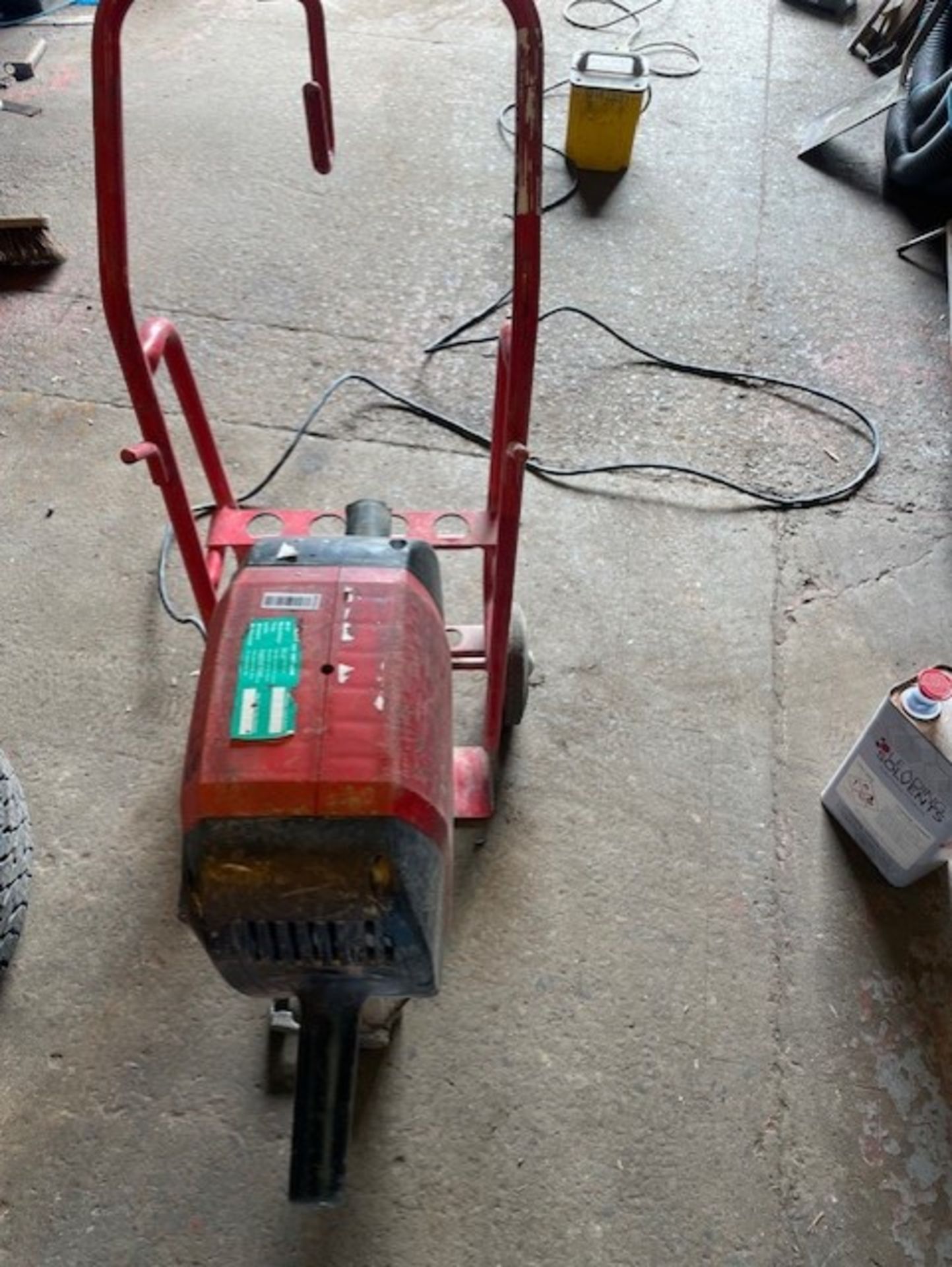Milwaukee breaker k2500H complete with trolley to stand it on and cart it around it is working - Image 2 of 4