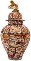 A LARGE JAPANESE IMARI JAR AND COVER EDO PERIOD, 18TH CENTURY with a lion finial 62cm high