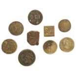 A PORTUGUESE ½ MOIDORE COIN WEIGHT, a ½ pistol coin weight and other coin weights.