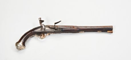 AN 18TH CENTURY FLINTLOCK PISTOL, the lock with indistinct engraved mark, with horn tipped ram