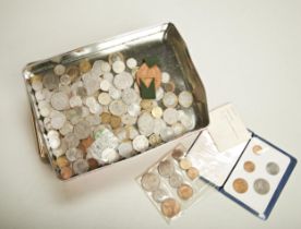 A QUANTITY OF PRE AND POST DECIMAL UK COINAGE, some modern.