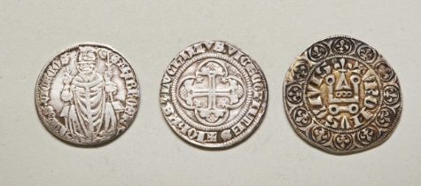 ITALIAN STATES 16TH CENTURY HAMMERED SILVER COIN and two others. 2.6 cms max