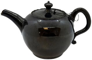 A JACKFEILD TYPE TEAPOT CIRCA 1760-80 10cms high