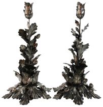 A pair of silver candlesticks - 20th century in the buccellati style with leaves & acorns. (Height