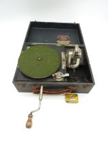 'THE GRIPPA PORTABLE PEROPHONE PIXIE TALKING MACHINE' VINTAGE GRAMOPHONE, CIRCA 1935, in a canvas