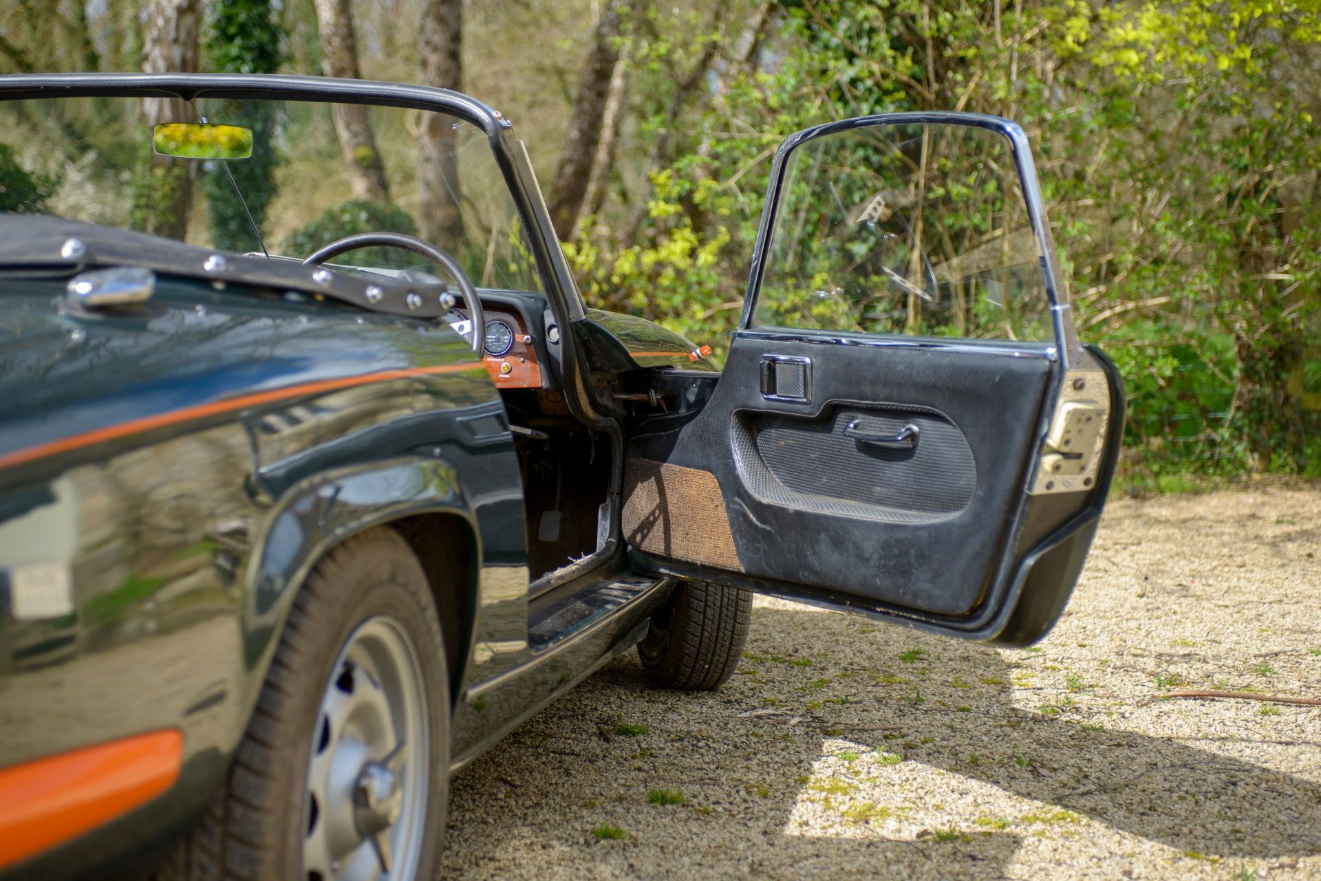 1969 LOTUS ELAN SERIES 4 BRM DROPHEAD COUPE Chassis Number: 45/9498 Registration Number: UJB 829H - Image 18 of 33