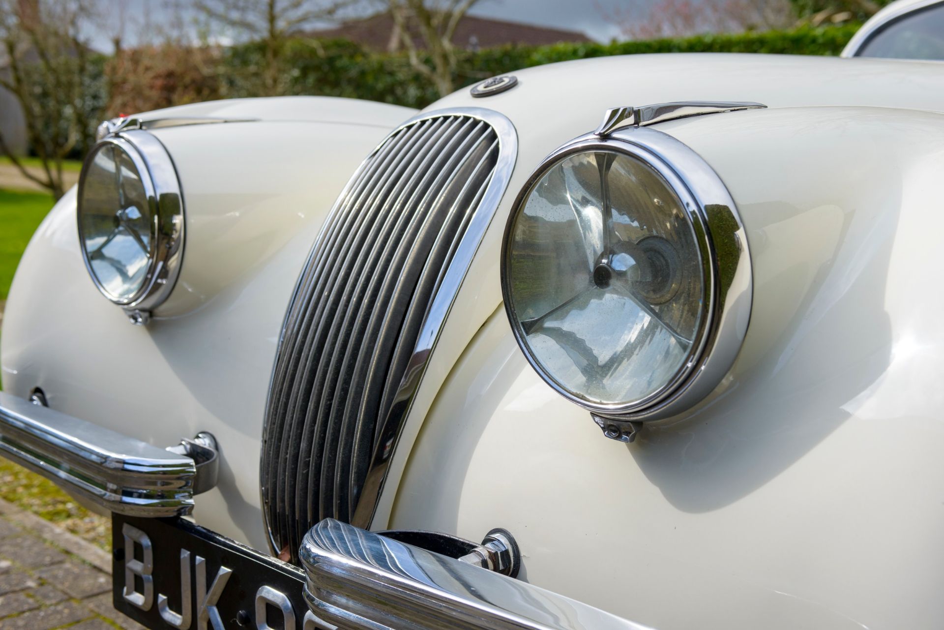 1954 JAGUAR XK120 FIXED HEAD COUPE Registration Number: BJK 966 Chassis Number: 669158 Recorded - Image 17 of 61