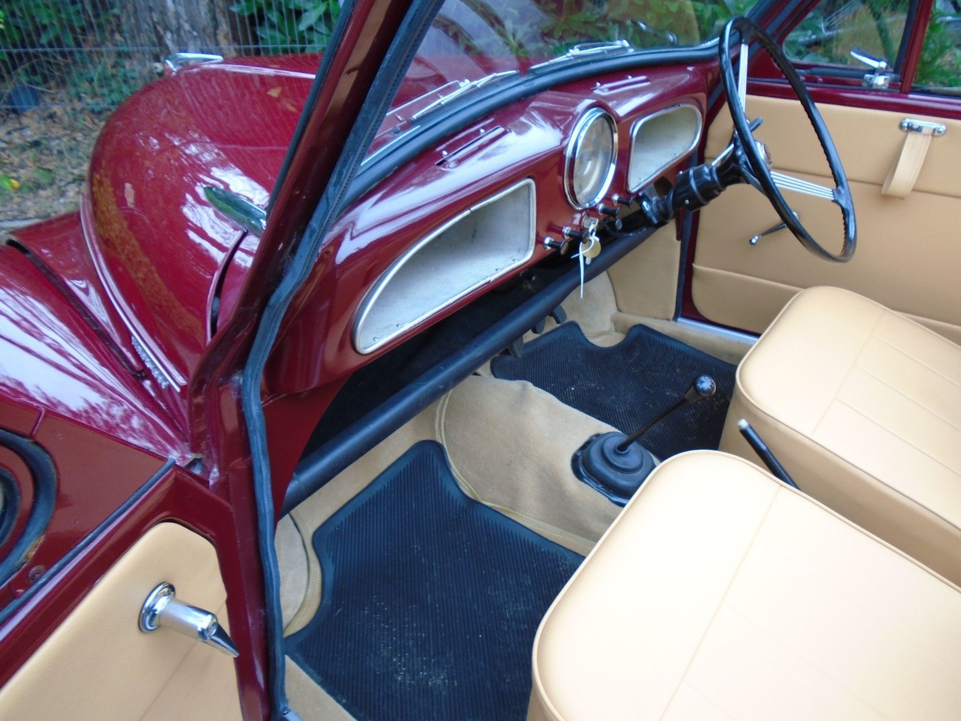 1963 MORRIS 1000 TOURER - Converted post-production Registration Number: 751 UXH Chassis Number: M/ - Image 16 of 21