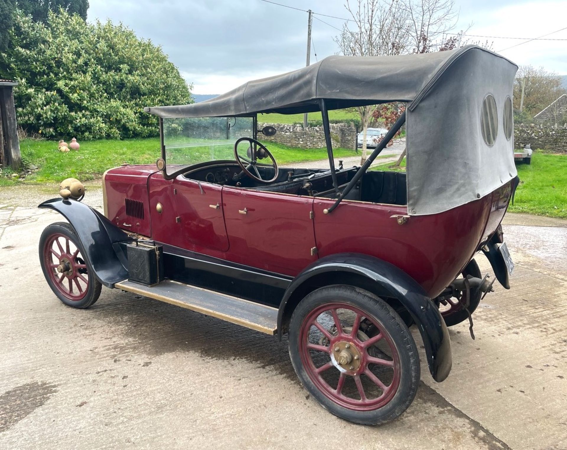 1922 WILLYS OVERLAND CROSSLEY Registration Number: YI 2409 Chassis Number: ED1922 Recorded - Image 2 of 12