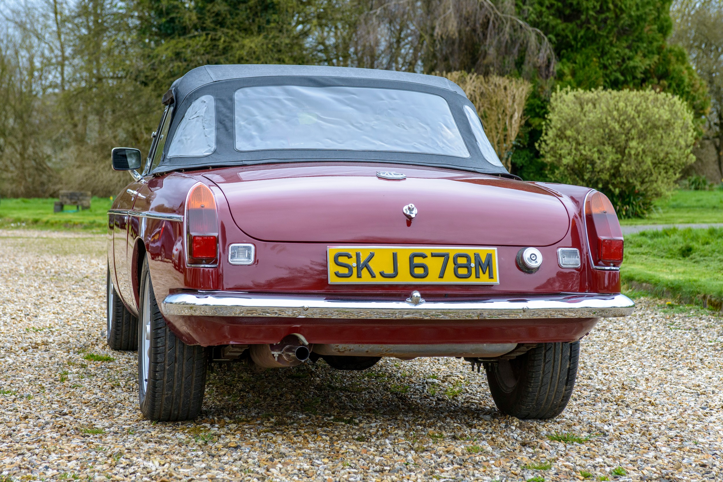 1974 MGB ROADSTER Registration Number: SKJ 678M Chassis Number: GHNS 3444549 Recorded Mileage: 11, - Image 7 of 33