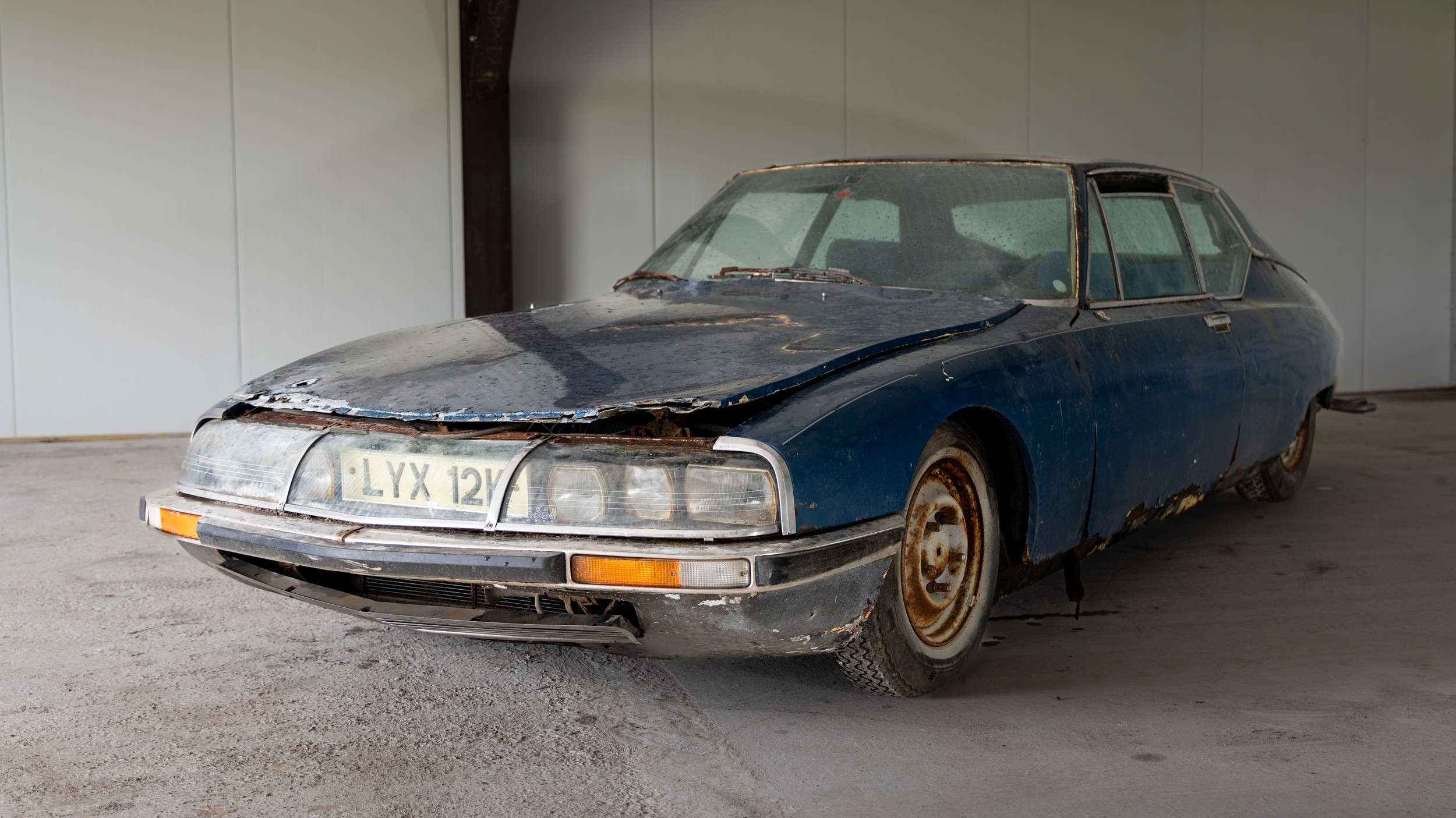 1971 CITROEN SM Registration Number: LYX 12K Chassis Number: 00SB5906 Recorded Mileage: 26,187 miles - Image 3 of 26