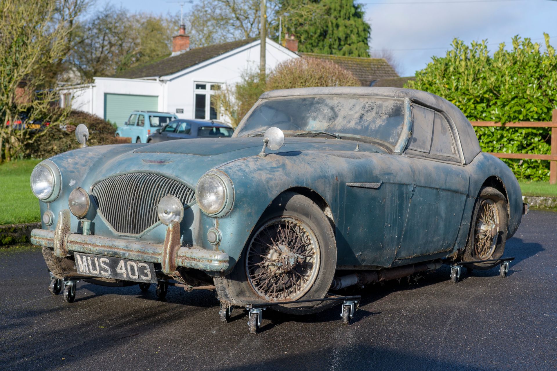 1954 AUSTIN HEALEY 100/4 BN1 Registration Number: MUS 403 Chassis Number: BN1/156426 Recorded - Image 22 of 40