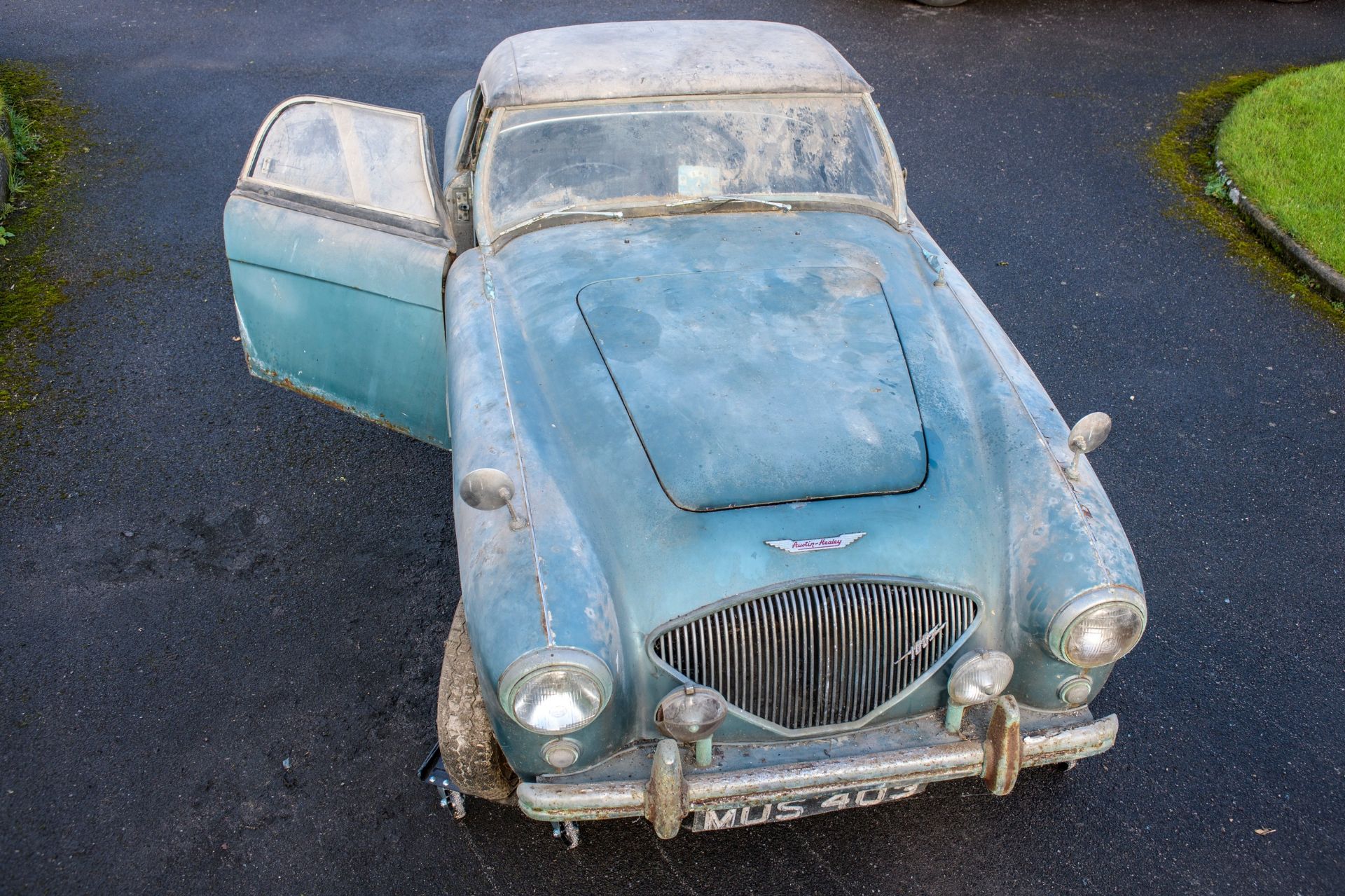 1954 AUSTIN HEALEY 100/4 BN1 Registration Number: MUS 403 Chassis Number: BN1/156426 Recorded - Image 38 of 40