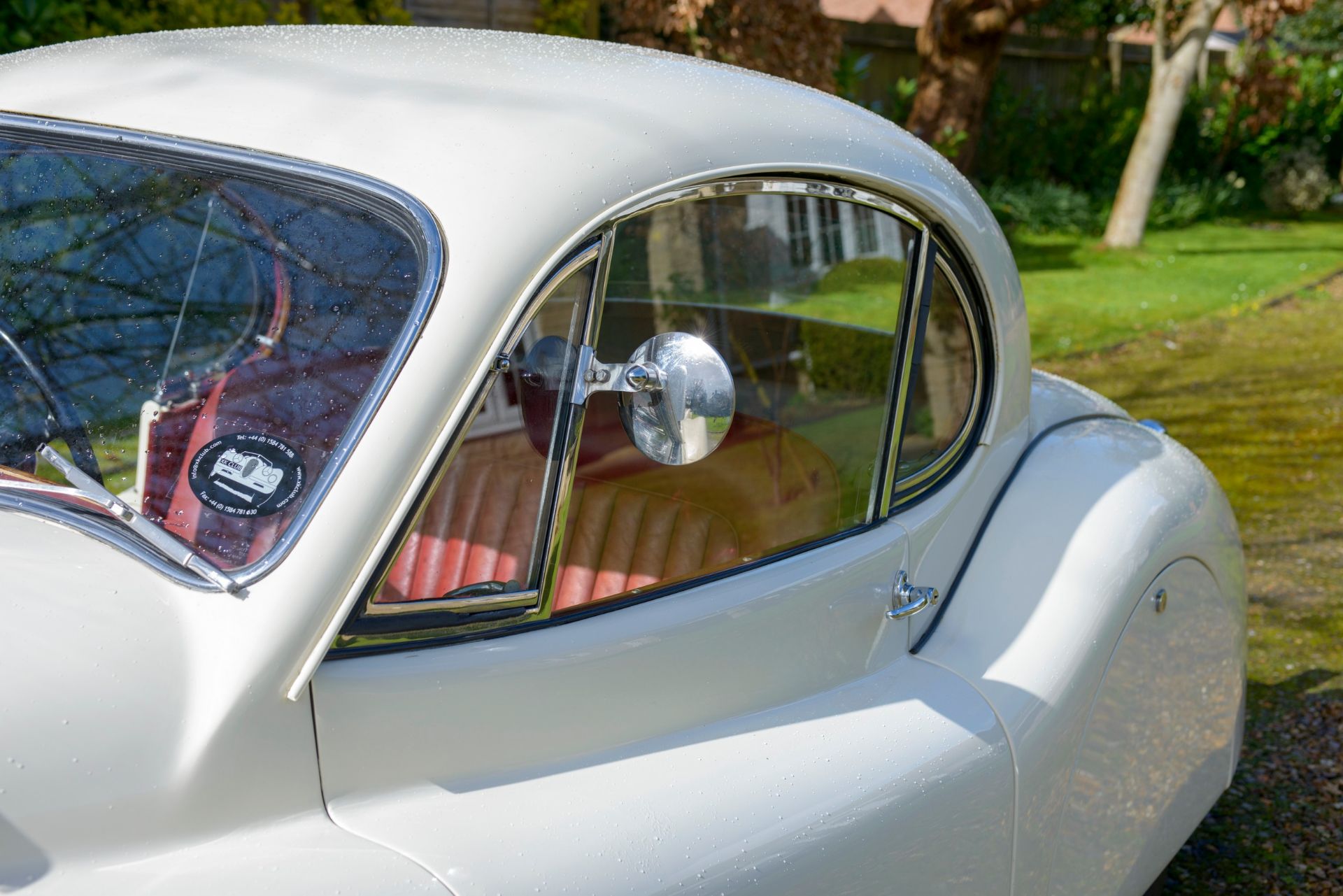 1954 JAGUAR XK120 FIXED HEAD COUPE Registration Number: BJK 966 Chassis Number: 669158 Recorded - Image 29 of 61