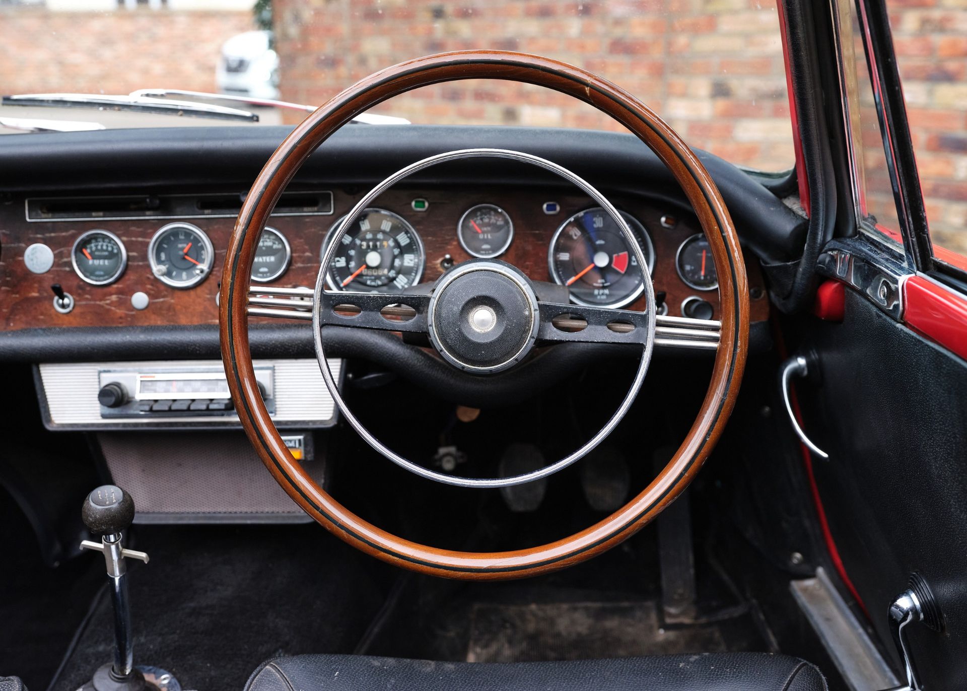 1966 SUNBEAM TIGER MARK 1 Registration Number: SLG 882D Chassis Number: 9472959.HRD.FE Recorded - Image 41 of 46