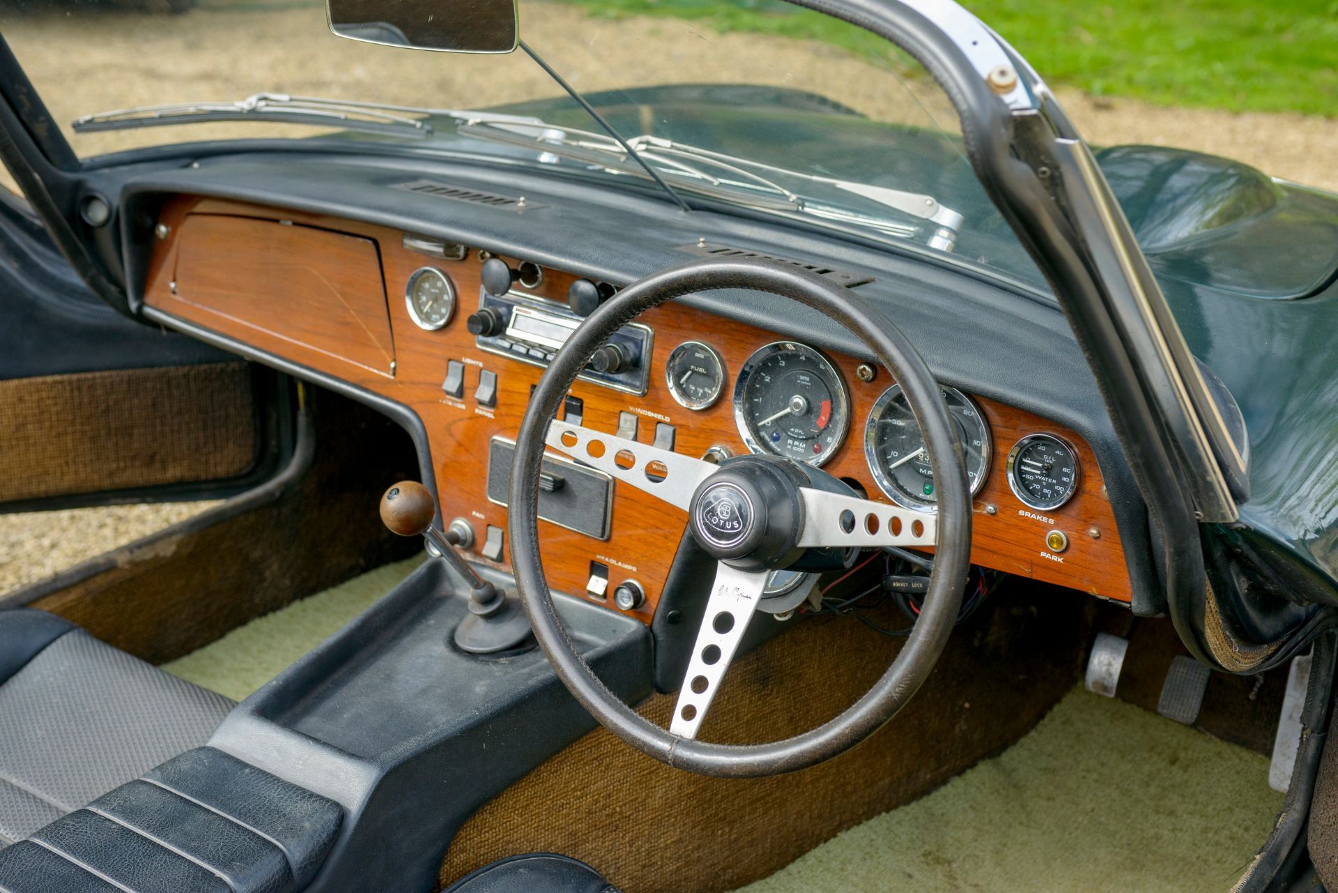 1969 LOTUS ELAN SERIES 4 BRM DROPHEAD COUPE Chassis Number: 45/9498 Registration Number: UJB 829H - Image 25 of 33