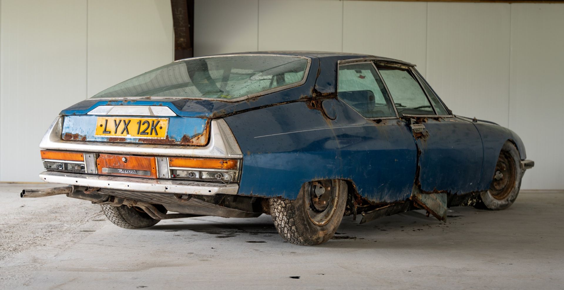 1971 CITROEN SM Registration Number: LYX 12K Chassis Number: 00SB5906 Recorded Mileage: 26,187 miles - Image 2 of 26