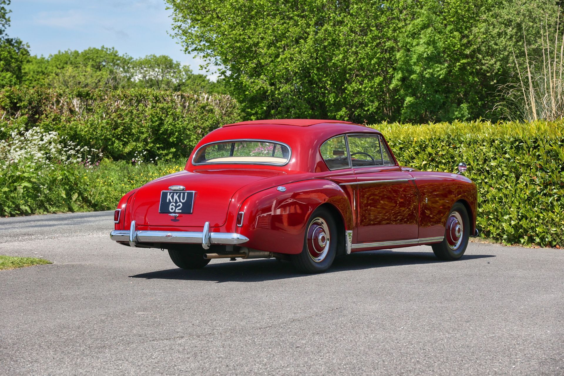 1953 LAGONDA 3-LITRE COUPE Registration Number: KKU 62 Chassis Number: LAG/50/539 Engine Number: - Image 5 of 38