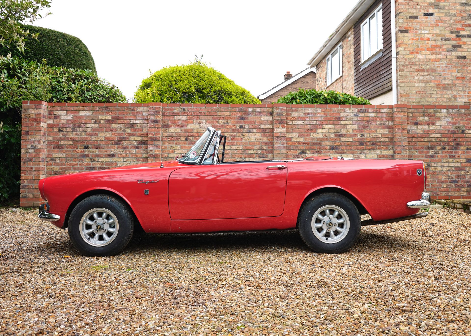 1966 SUNBEAM TIGER MARK 1 Registration Number: SLG 882D Chassis Number: 9472959.HRD.FE Recorded - Image 3 of 46