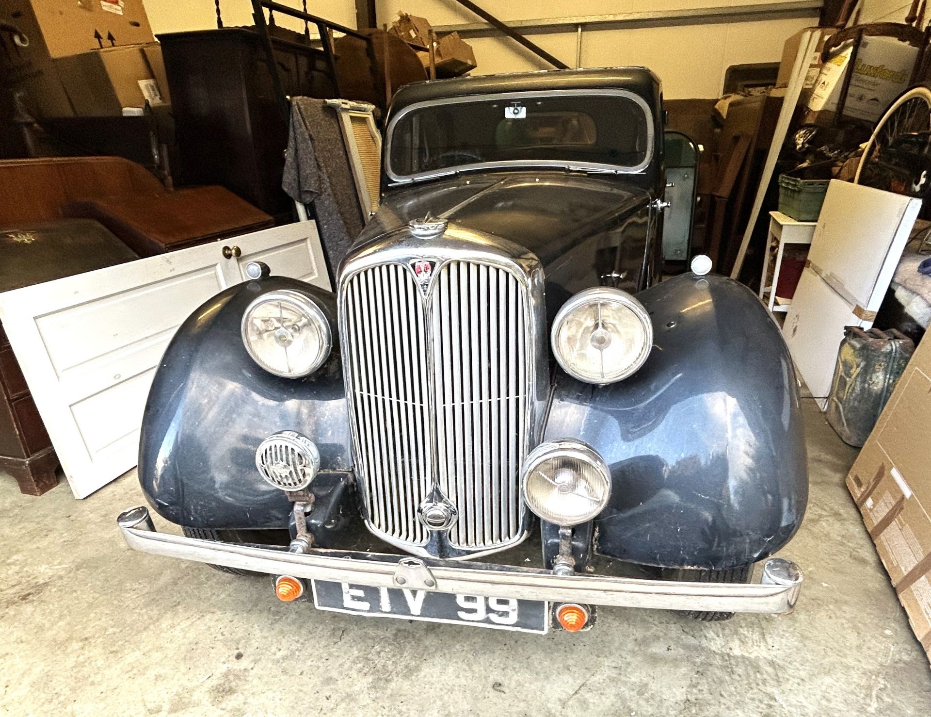 1938 ROVER 12HP SPORTS SALOON Registration Number: ETV 99 Chassis Number: 841520 Recorded Mileage: - Image 2 of 9
