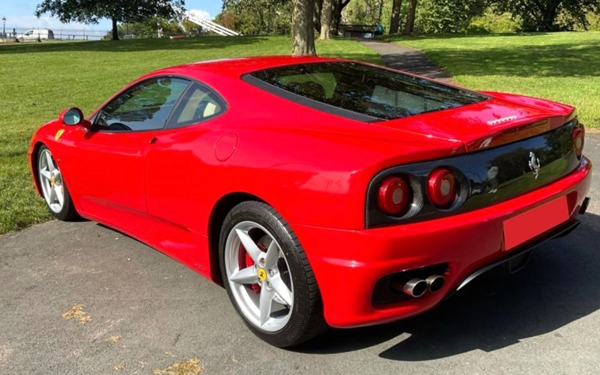 2002 FERRARI 360 MODENA F1 Registration Number: F1 ALD Chassis Number: ZFFYR51C000130696 Recorded - Image 7 of 17