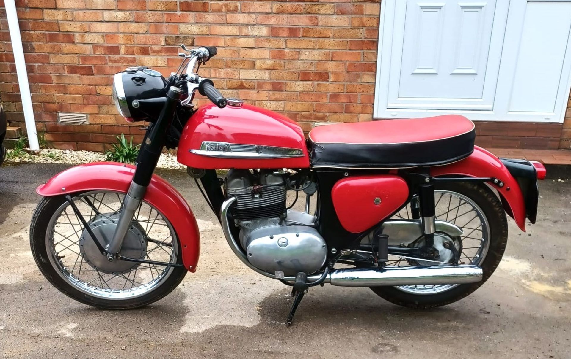 1961 NORTON NAVIGATOR 350CC Registration Number: XAS 284 Frame Number: 1998829 Recorded Mileage: