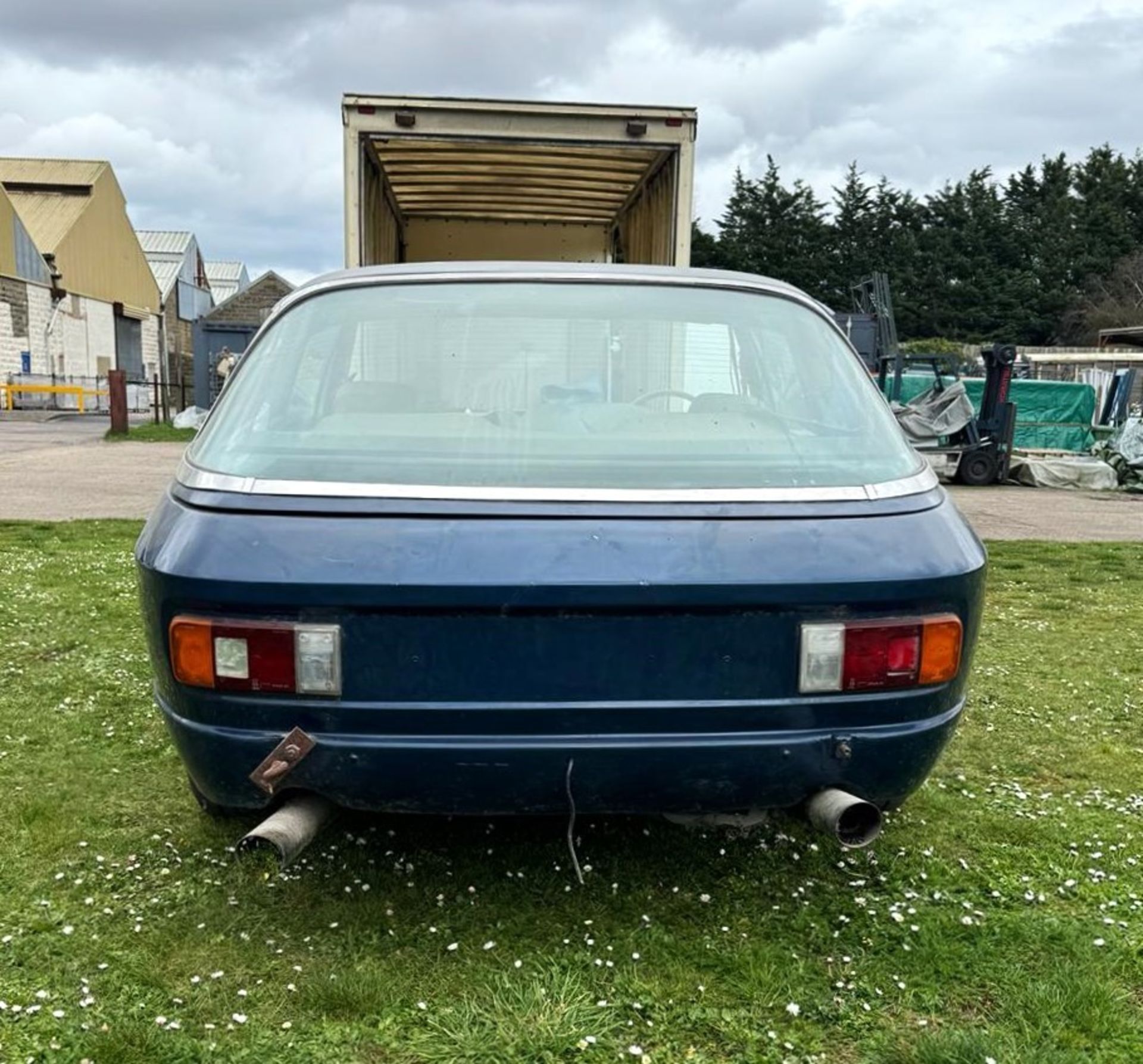 1973 JENSEN INTERCEPTOR SERIES III Registration Number: DDL 105L Chassis Number: 136-8309 Recorded - Image 5 of 22