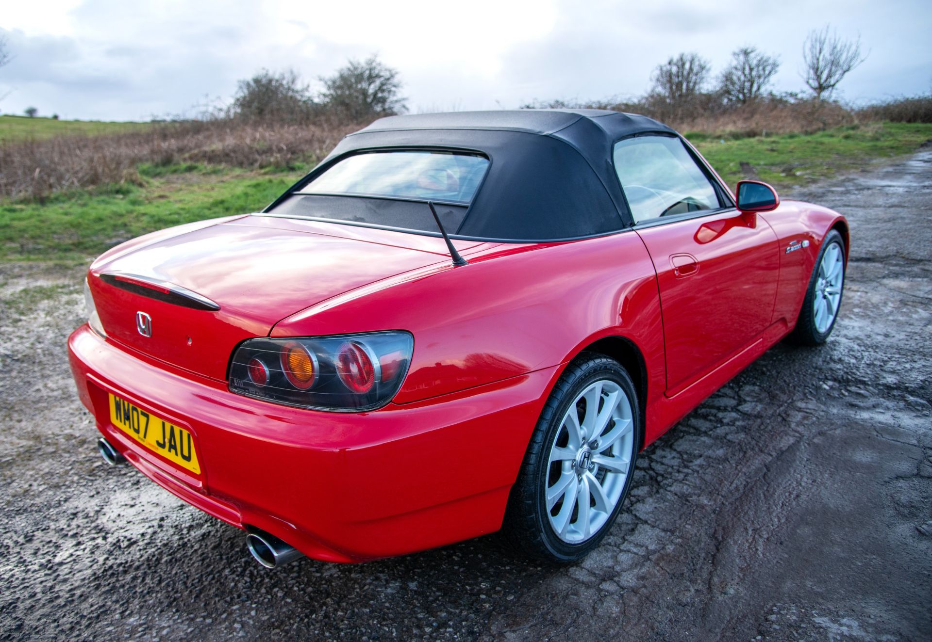 2007 HONDA S2000 Registration Number: WM07 JAU Chassis Number: JHMAP11207S200009 Recorded Mileage: - Image 15 of 26