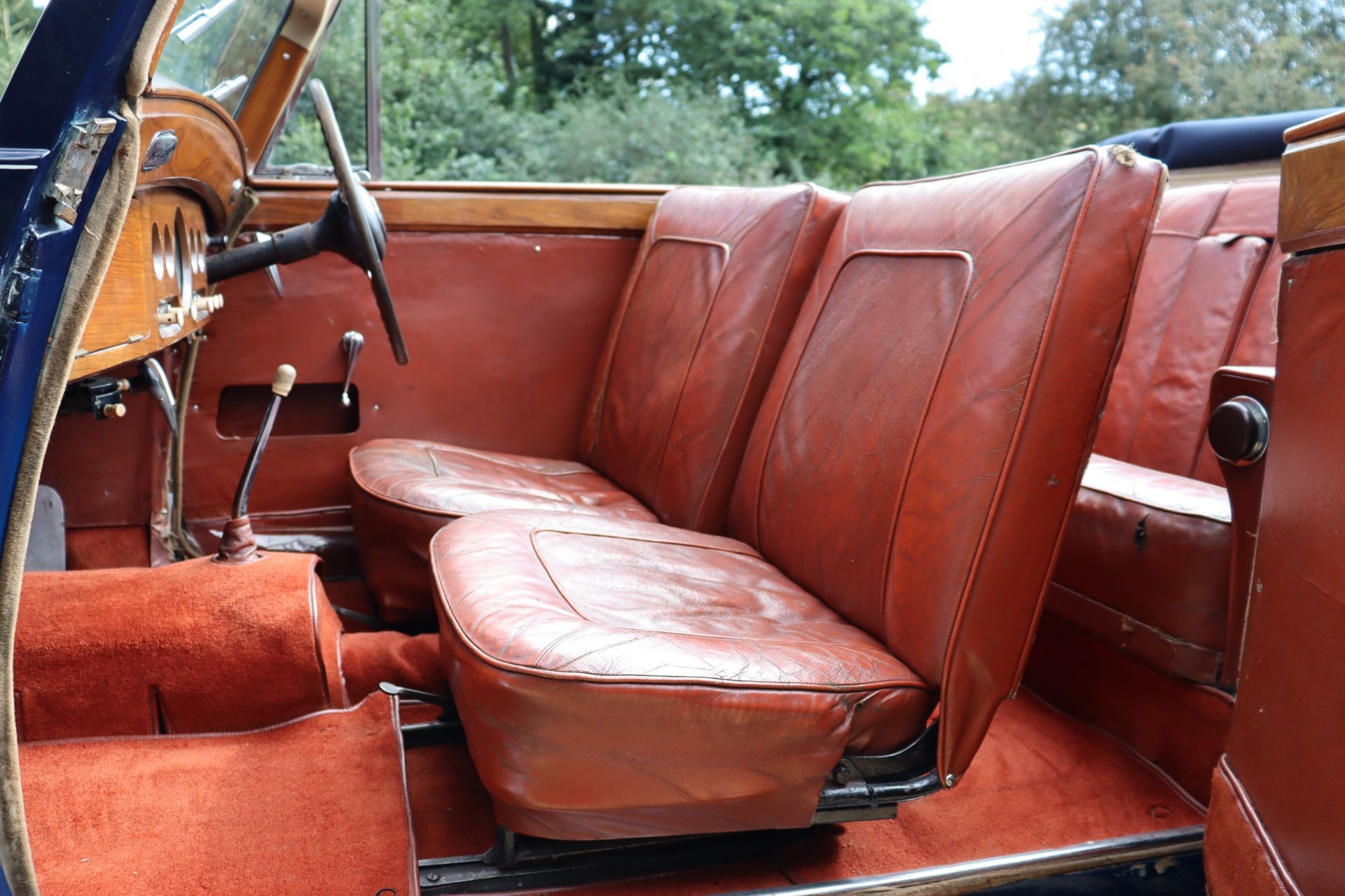 1952 ALVIS TA21 THREE-POSITION DROPHEAD COUPE Registration Number: HUJ 259 Chassis Number: 24489 - Image 38 of 44