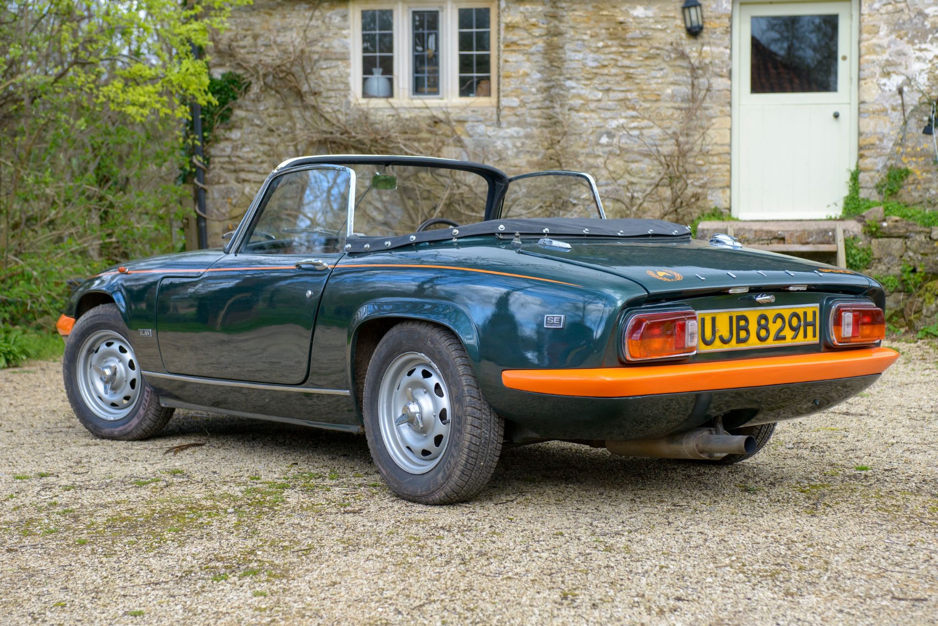 1969 LOTUS ELAN SERIES 4 BRM DROPHEAD COUPE Chassis Number: 45/9498 Registration Number: UJB 829H - Image 5 of 33