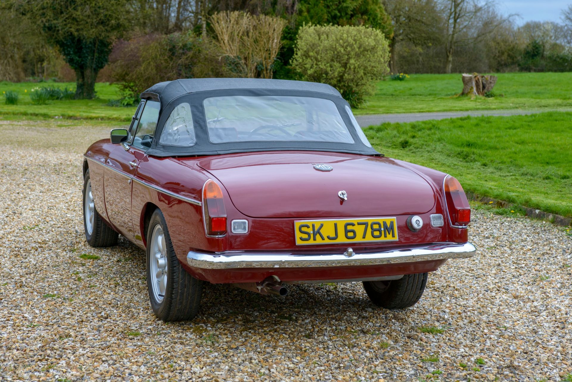 1974 MGB ROADSTER Registration Number: SKJ 678M Chassis Number: GHNS 3444549 Recorded Mileage: 11, - Image 6 of 33