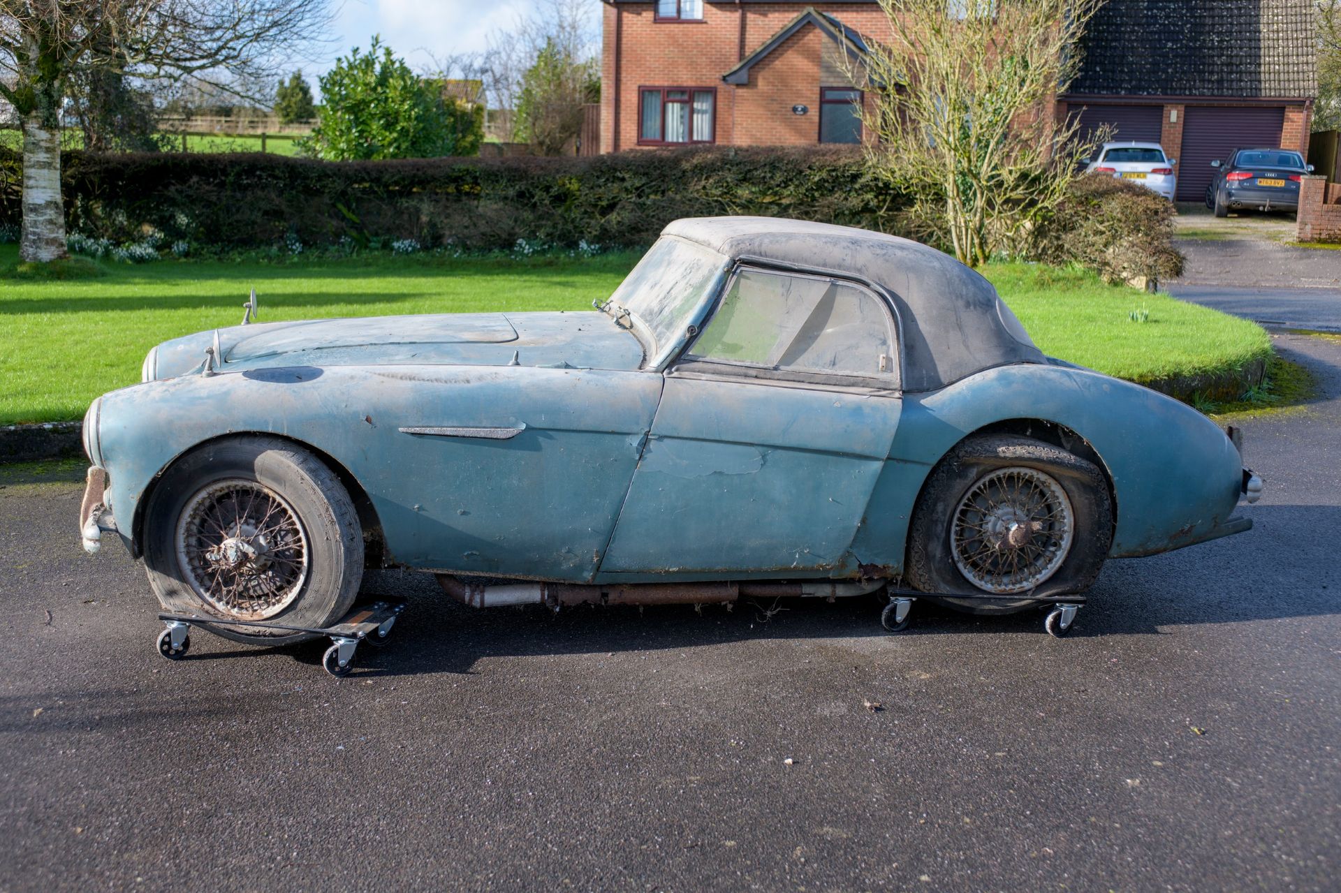 1954 AUSTIN HEALEY 100/4 BN1 Registration Number: MUS 403 Chassis Number: BN1/156426 Recorded - Image 36 of 40