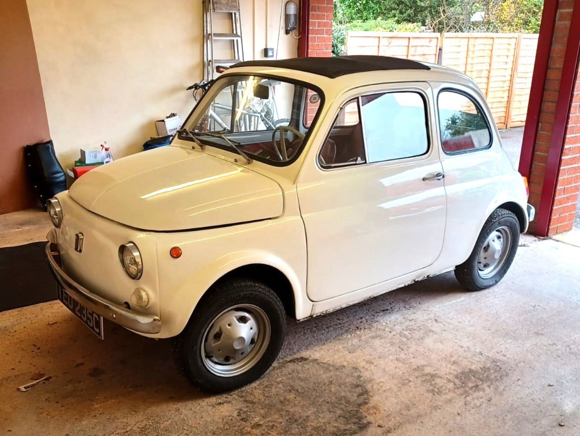 1965 FIAT 500F SALOON Registration Number: TEU 235C Chassis Number: 110F0954214 Recorded Mileage: - Image 3 of 15