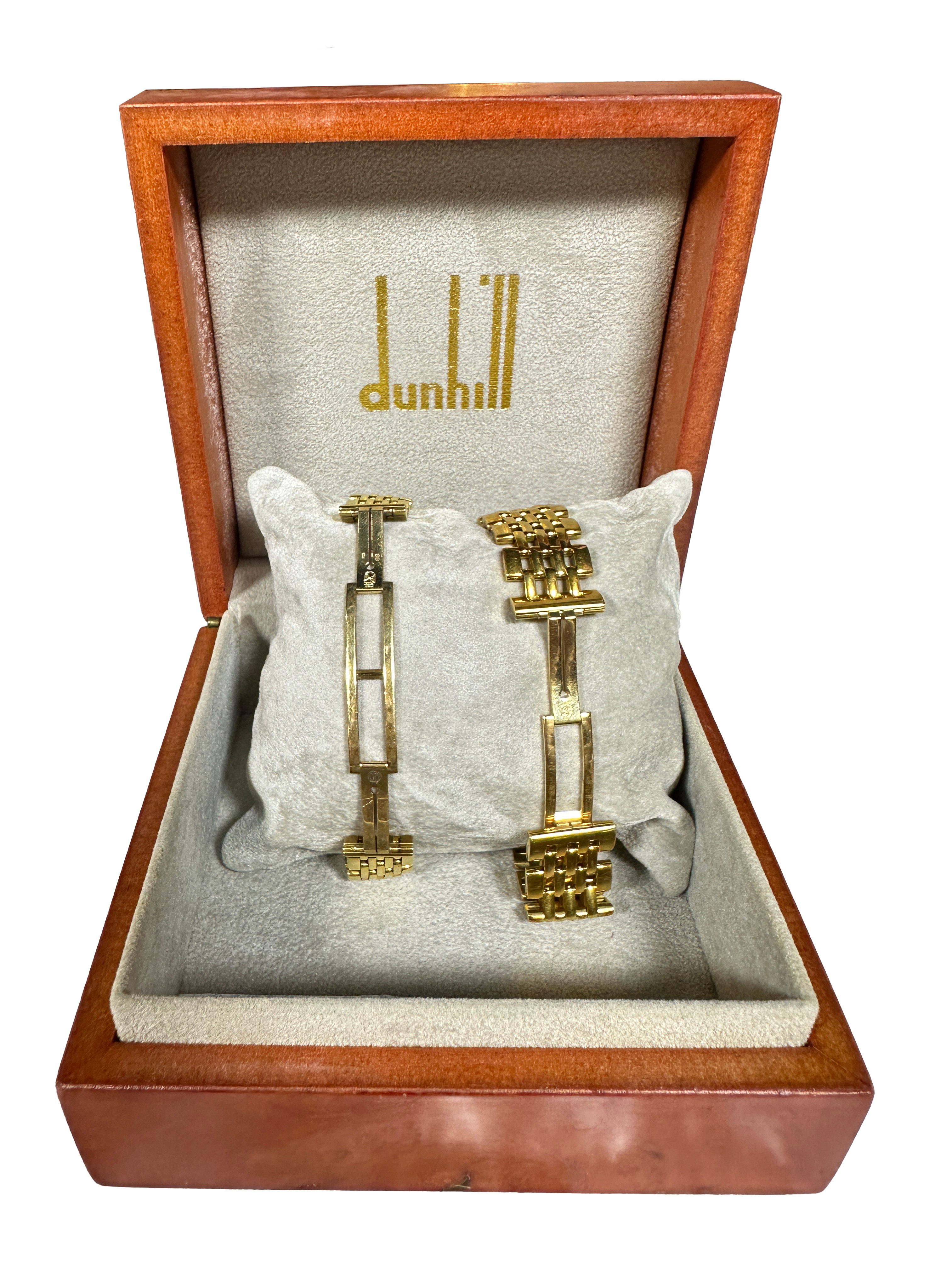 A pair of 18ct gold, gents & ladies, Dunhill Wristwatches with white dials & date appature with gate - Image 4 of 4