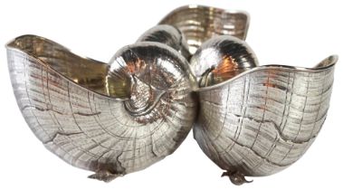 Italian silver shell centerpiece. Mark of Buccellati -20th centuary. (L: 23.2cm) (22oz)