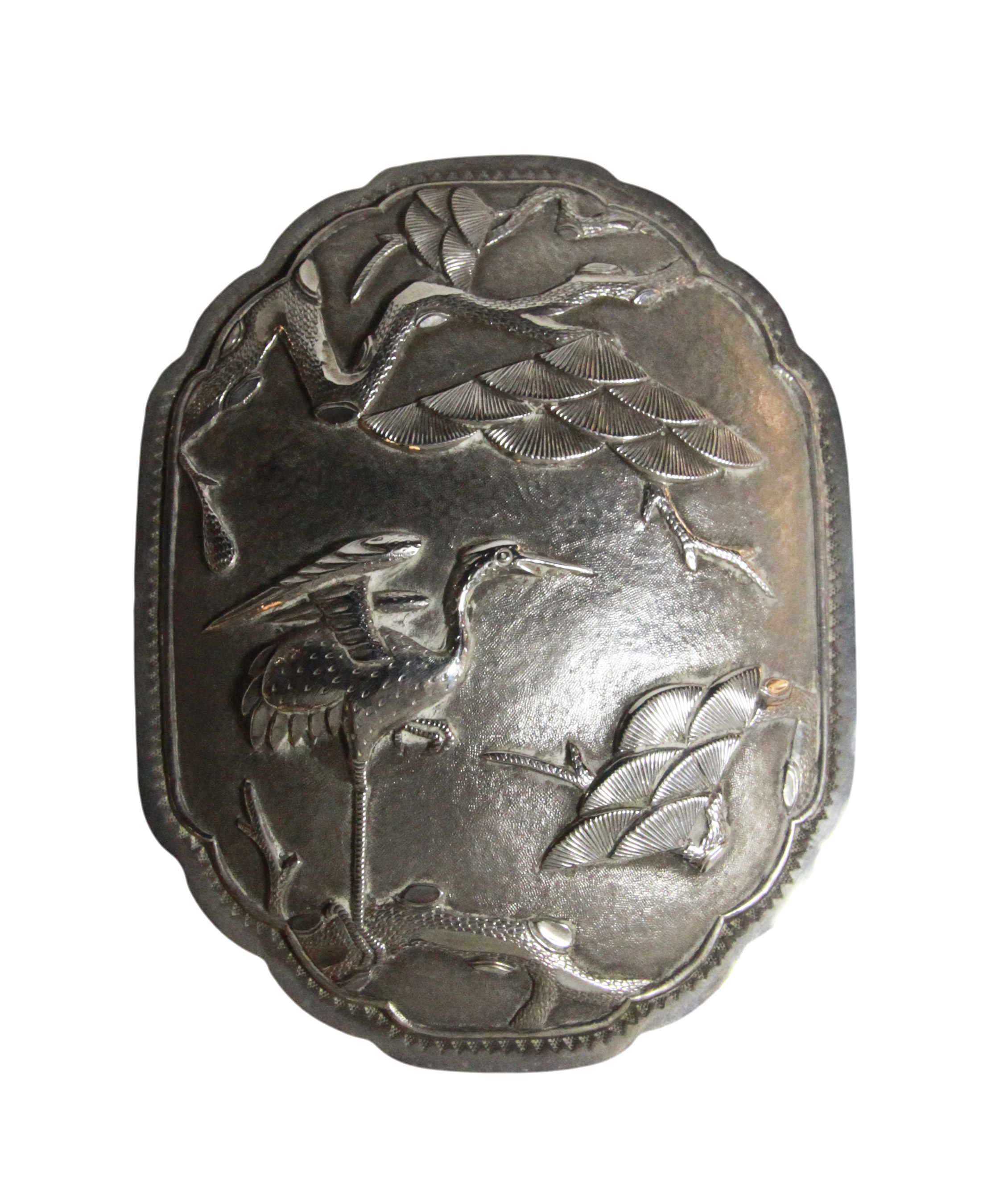 A good silver Chinese trinket box with stork decoration amongst foliage, (L: 14cm, 10.5 oz) - Image 4 of 5