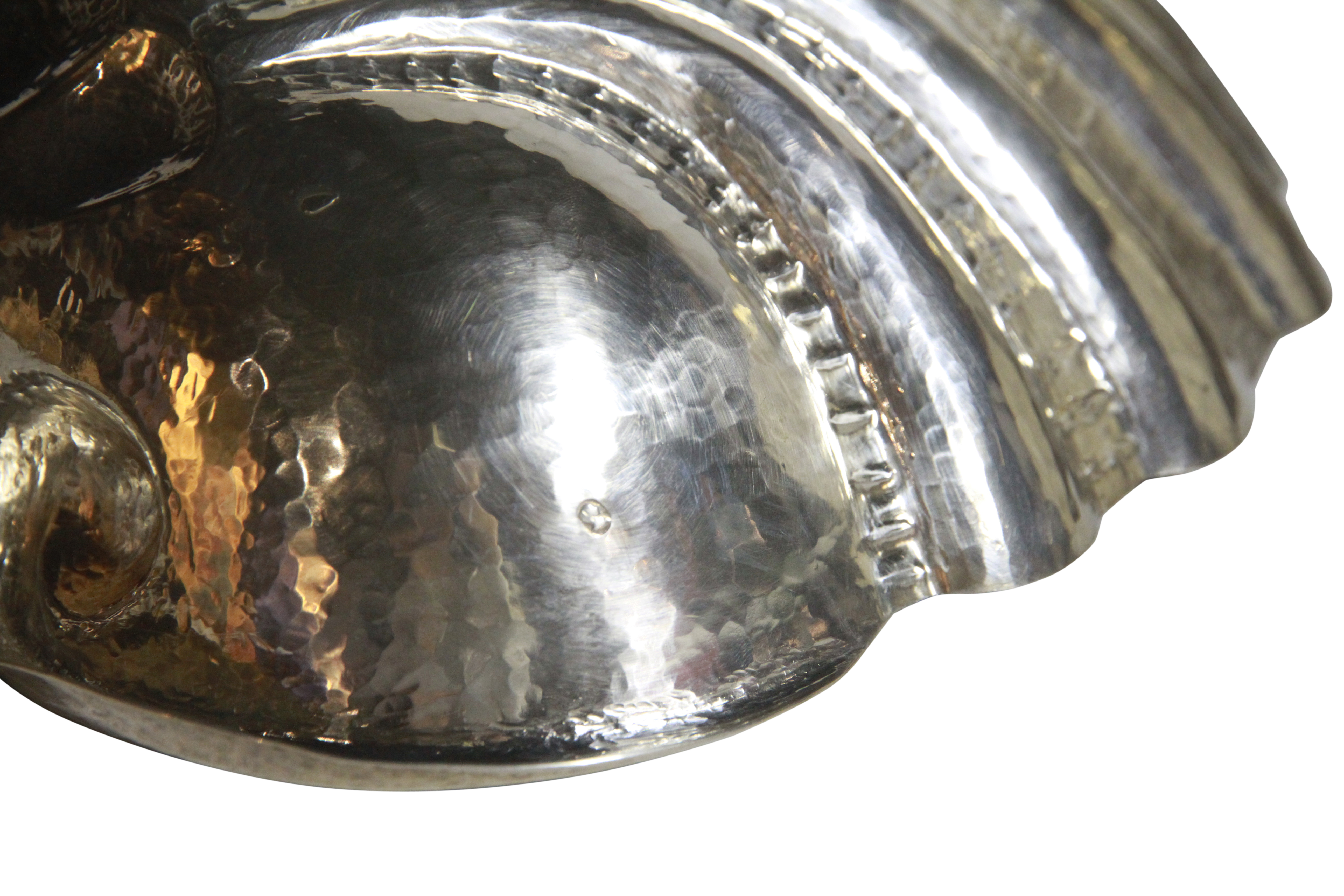 A pair of Italian silver shell scrolled bowls. Makers mark "BA" 1870's - (28x28cm) and (1,365 - Image 3 of 4