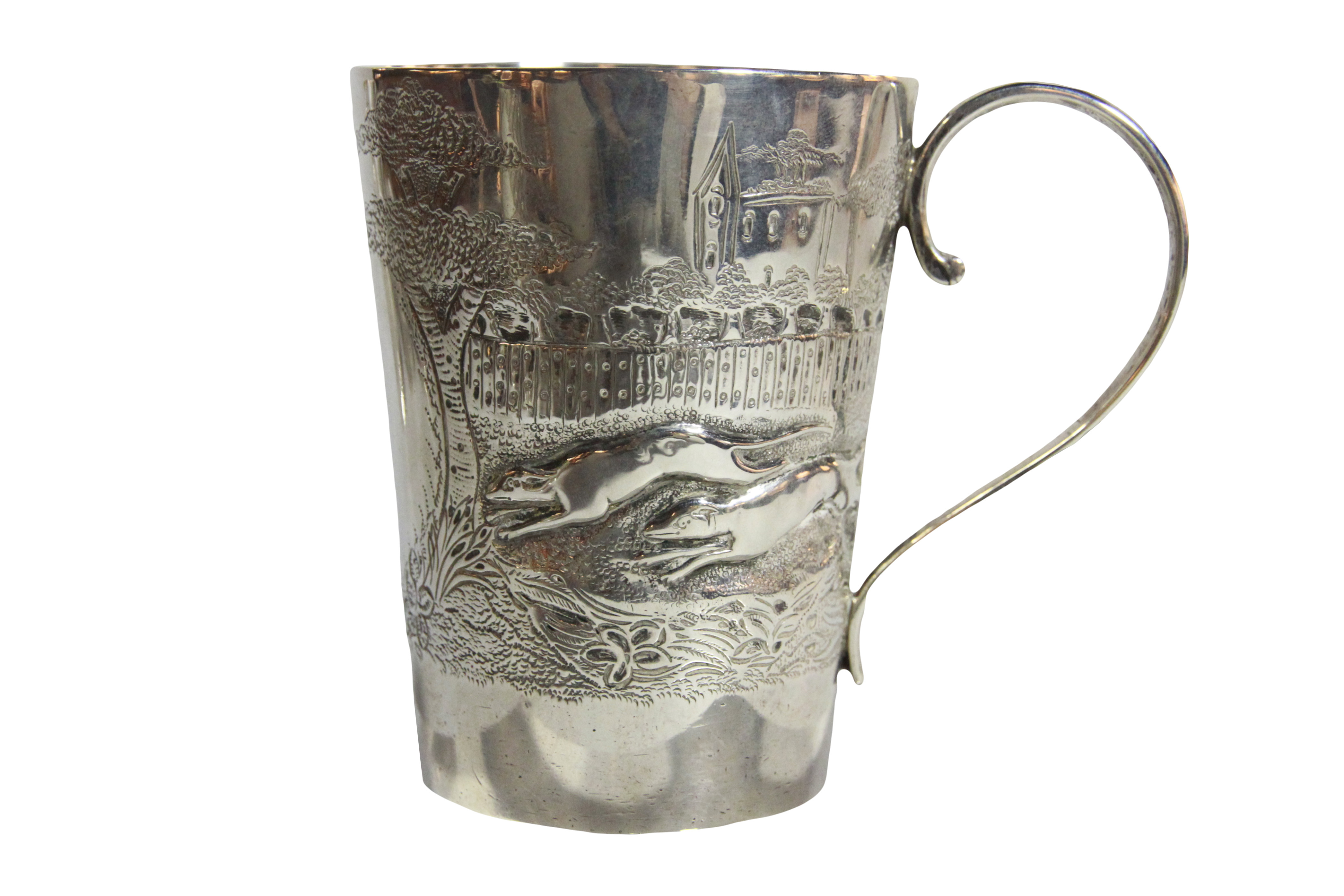 A good Irish silver hunting mug depicting hunting scenes with dogs, Dublin 1825, William Nolan, (