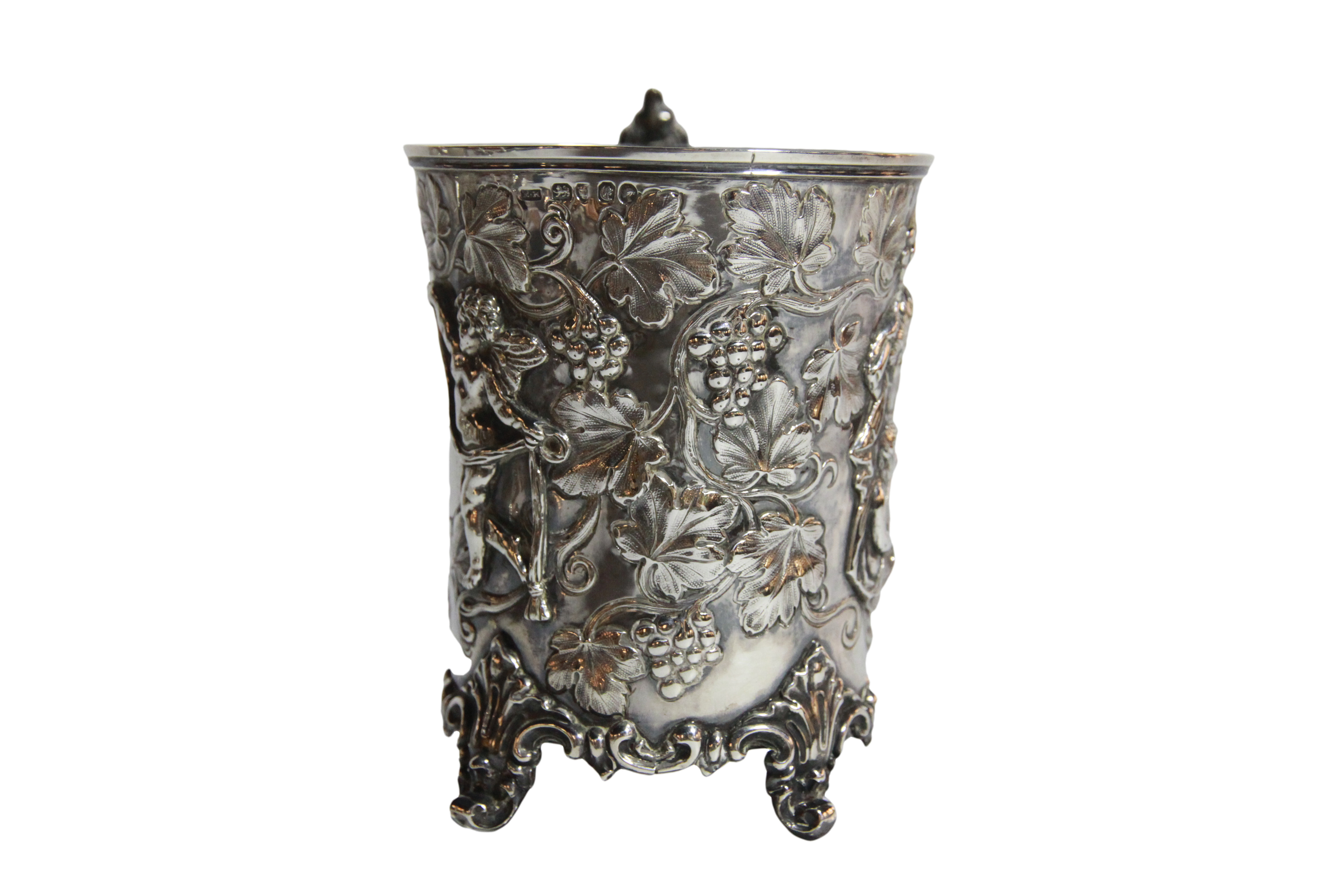 A superb silver beaker/ cup with cherub vine scrolled decoration upon four Roco scrolled feet, - Image 4 of 8