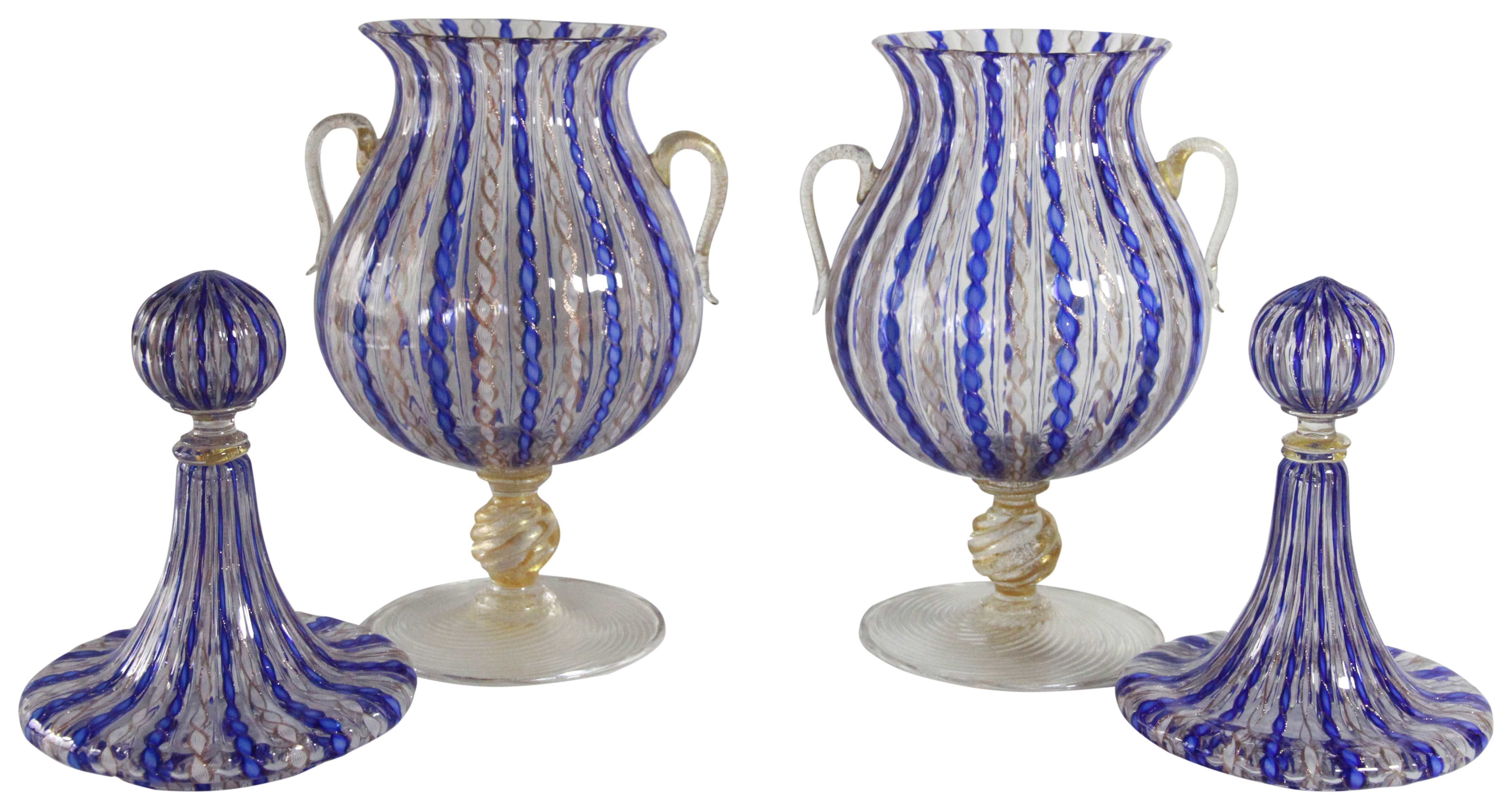 A Venetian suite of decorative desert, bowls & urns decorated in blue & gilt, 15 pieces total, - Image 2 of 12