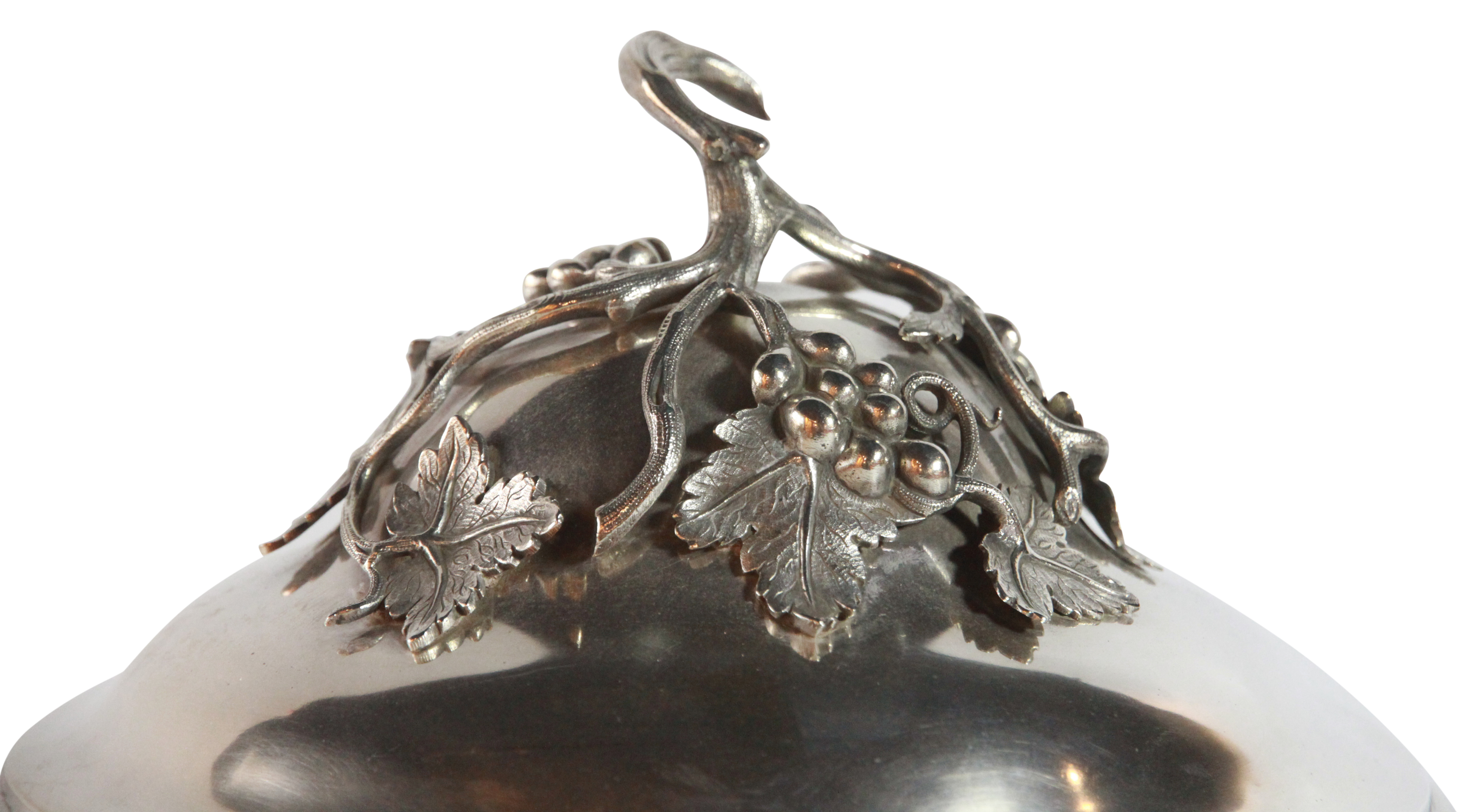 A large German silver tureen & cover with vine shaped handles. (755 grams) (H: 24cm), PROVENANCE: - Image 2 of 6