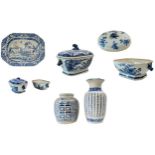 A MIXED GROUP OF CHINESE BLUE AND WHITE CERAMICS, PREDOMINANTLY 19TH CENTURY, the lot includes