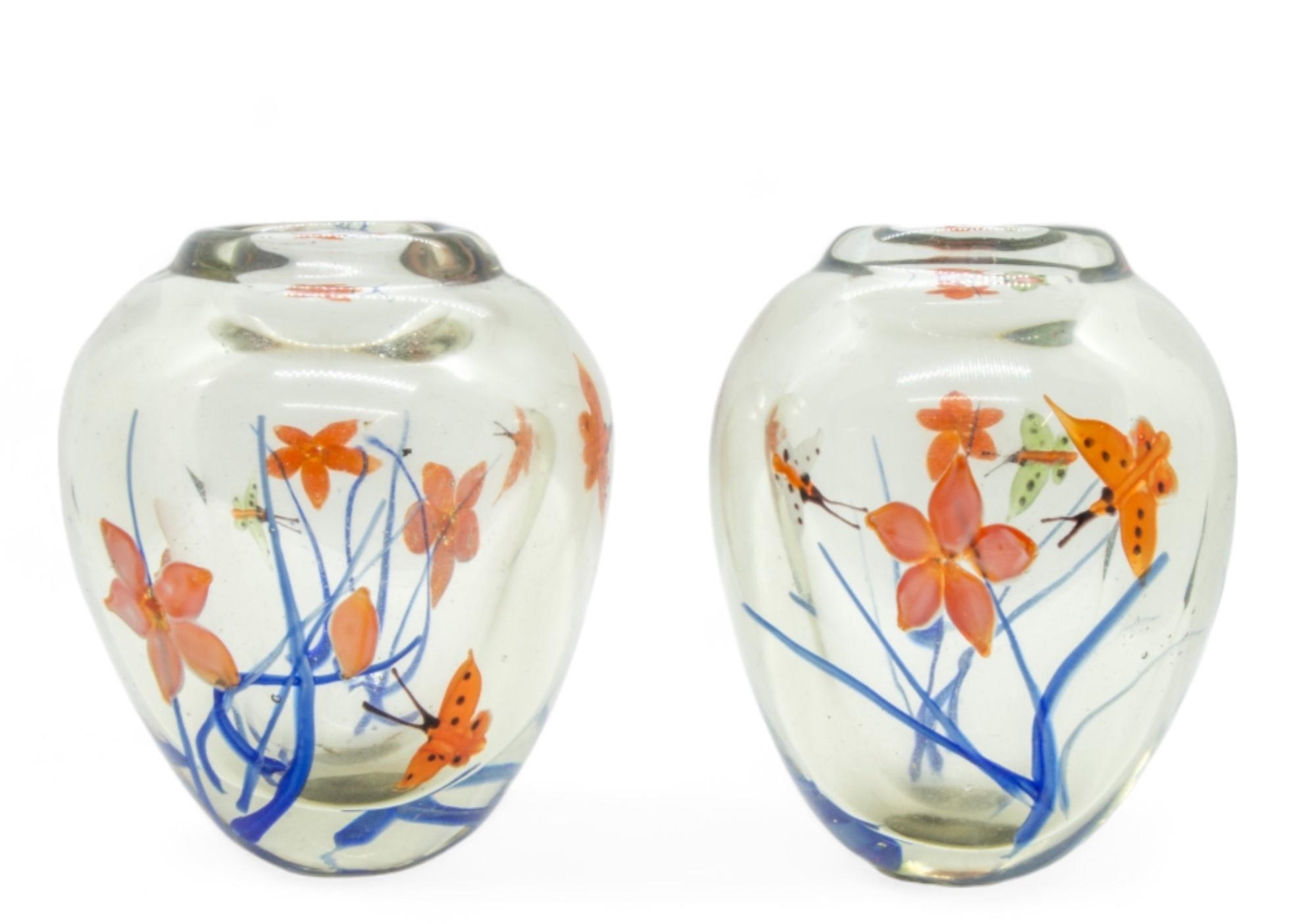 A PAIR OF VINTAGE CONTINENTAL GLASS BALUSTER VASES, with reverse painted decoration depicting - Image 2 of 2